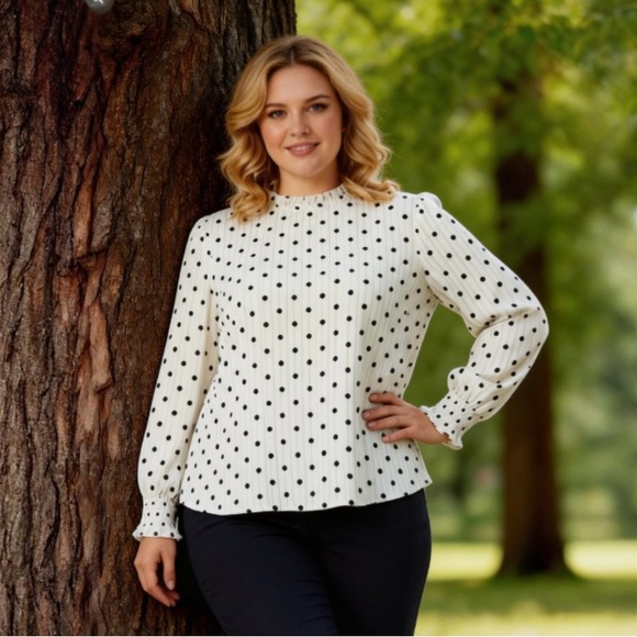 Carolina Belle Tops - Carolina Belle Polka Dot Top Size Medium